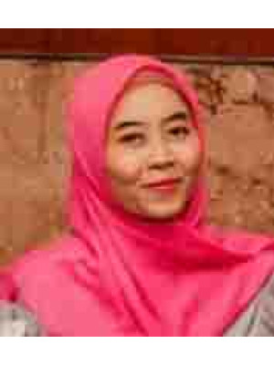 Tia Triyanah, S.Pd