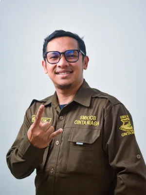 Taufik Hardiansyah S.Pd.