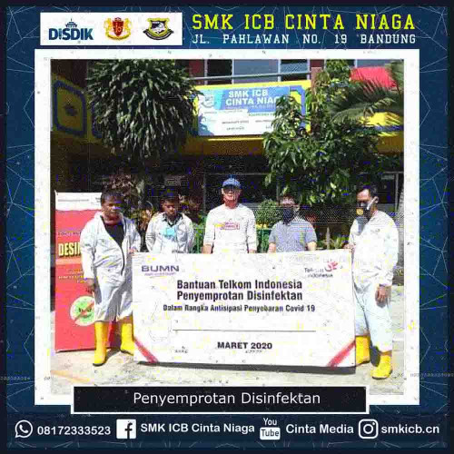Penyemprotan Disinfektan Ke Sekolah